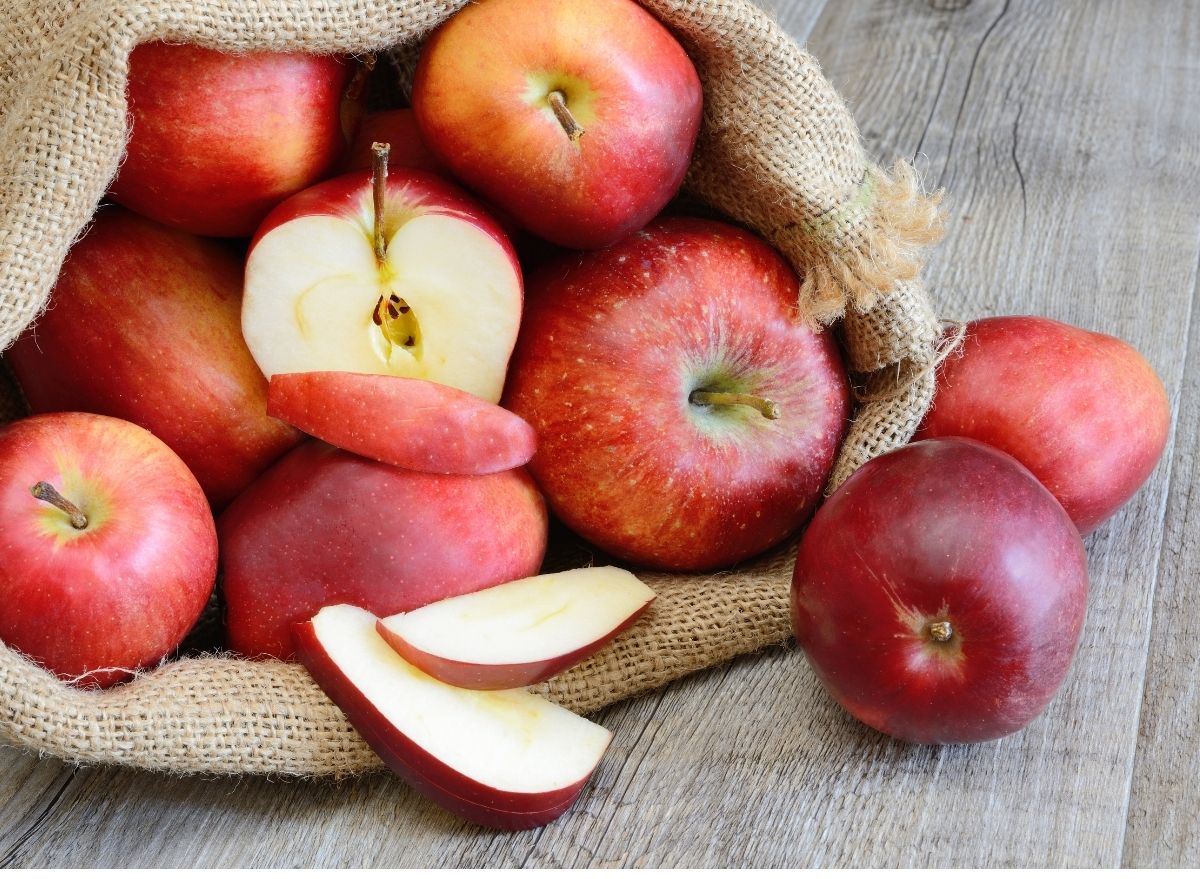 The #1 Worst Apple to Cook With, According to a Chef