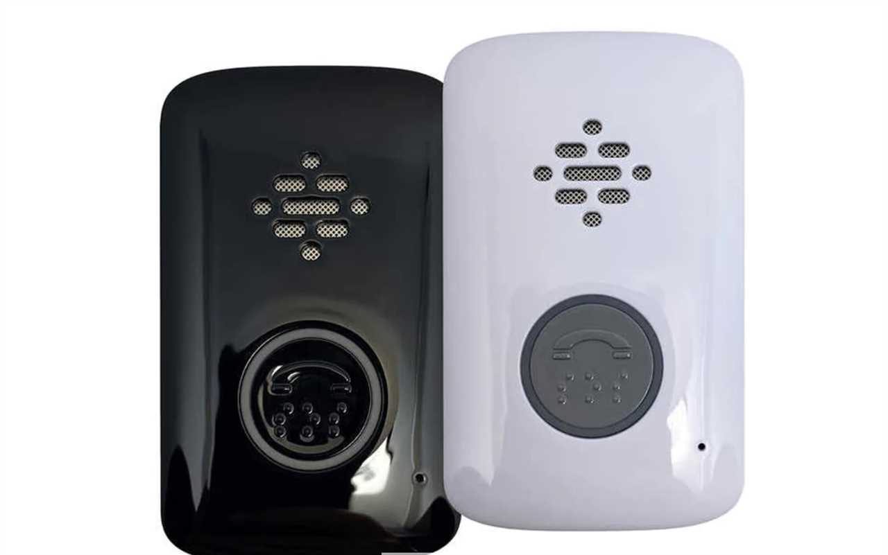 Wearable 4G medical alert device.