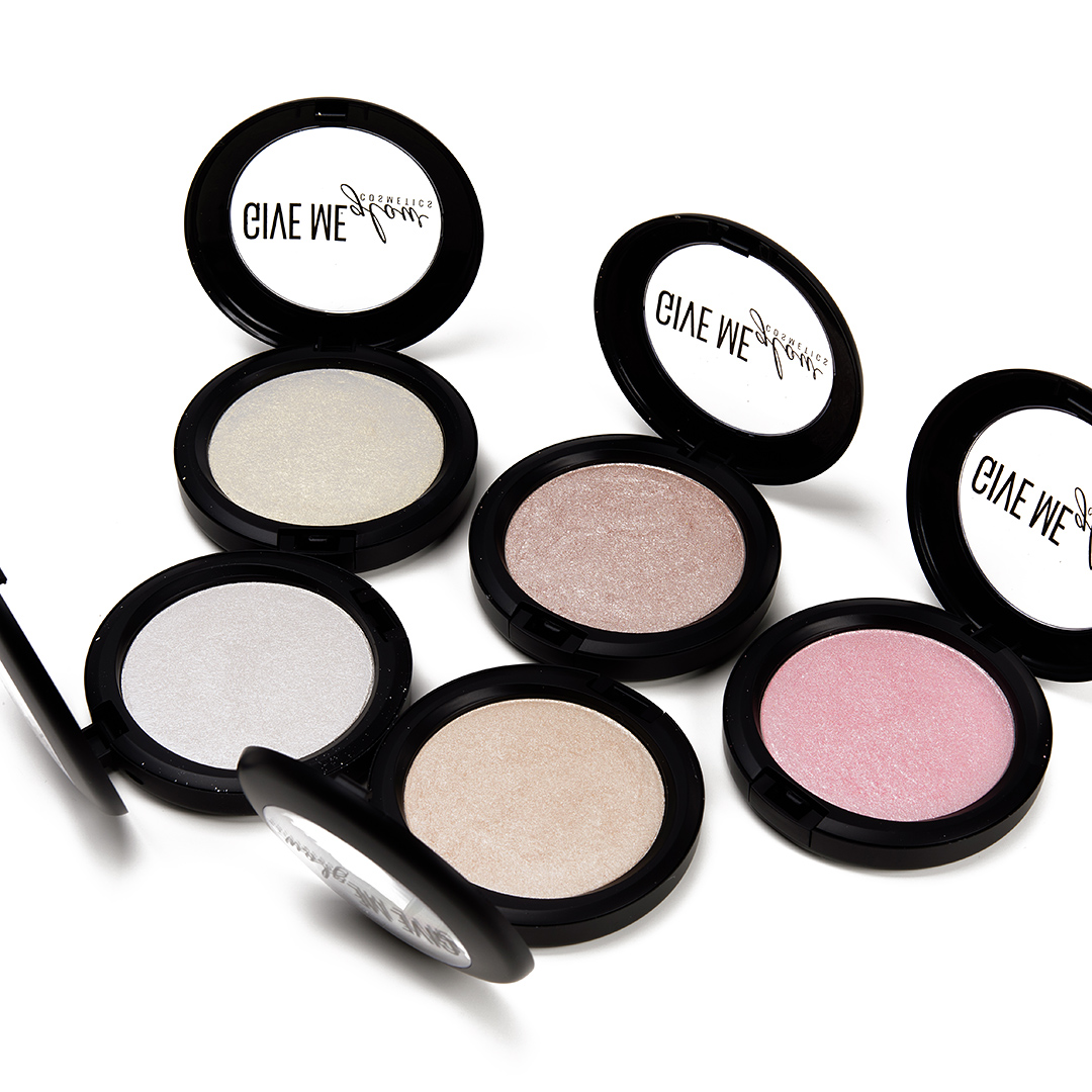 Give Me Glow Pressed Highlighter