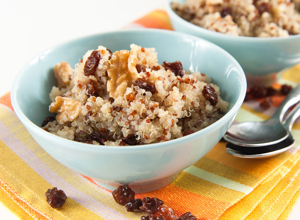 Quinoa raisins walnuts breakfast