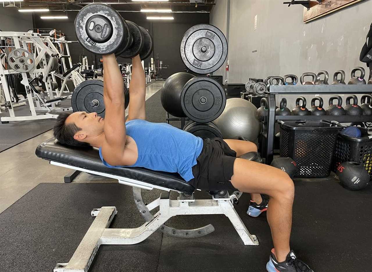incline dumbbell bench press to reduce your gut after 40