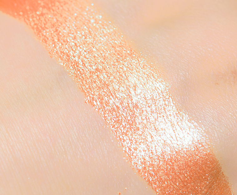 Clionadh Trinket Glitter Multichrome Eyeshadow