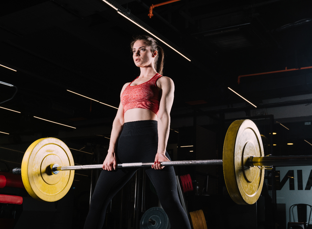 barbell romanian deadlift