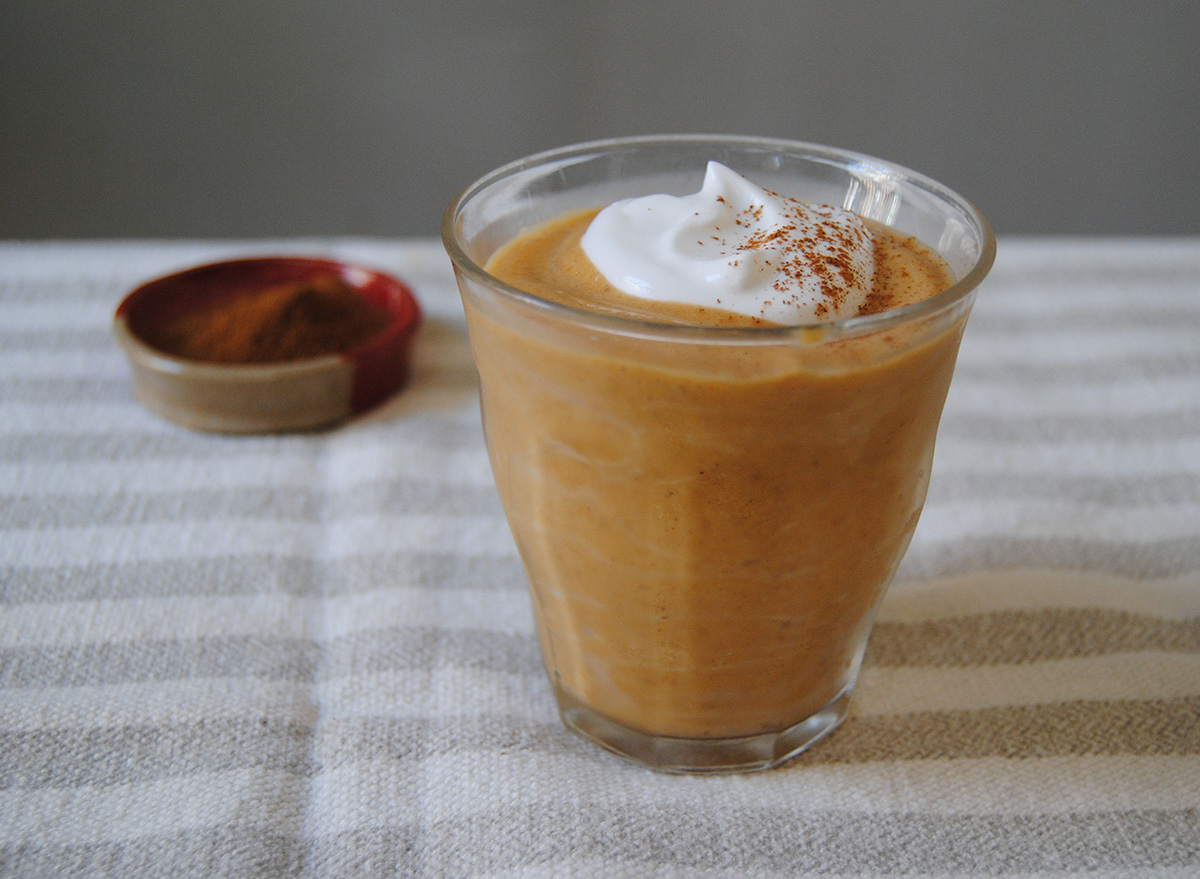 pumpkin pie smoothie in glass