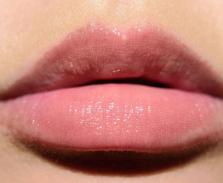 Makeup by Mario Nude Glow MoistureGlow Plumping Lip Serum