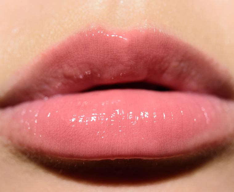 Makeup by Mario Blush Glow MoistureGlow Plumping Lip Serum