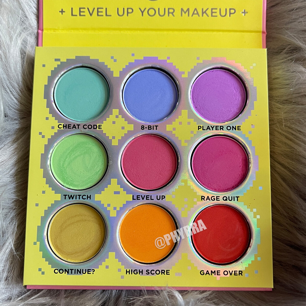 Inside the Sugarpill Fun Size Palette