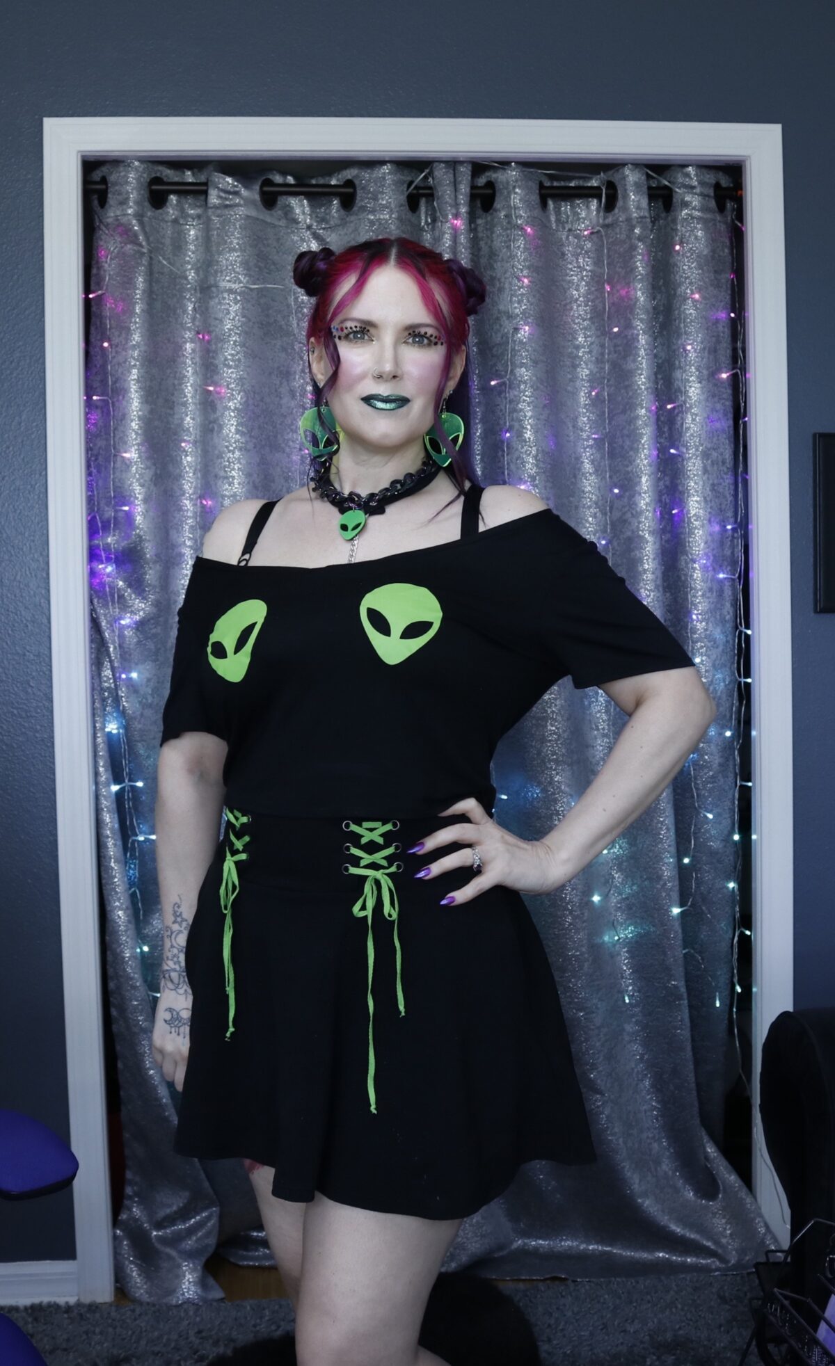 Alienware Alienwear Festival Makeup