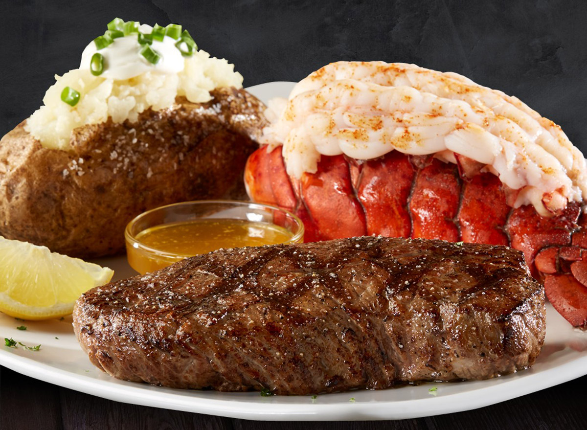 10 Regional Steakhouse Chains You Have To Try Right Now