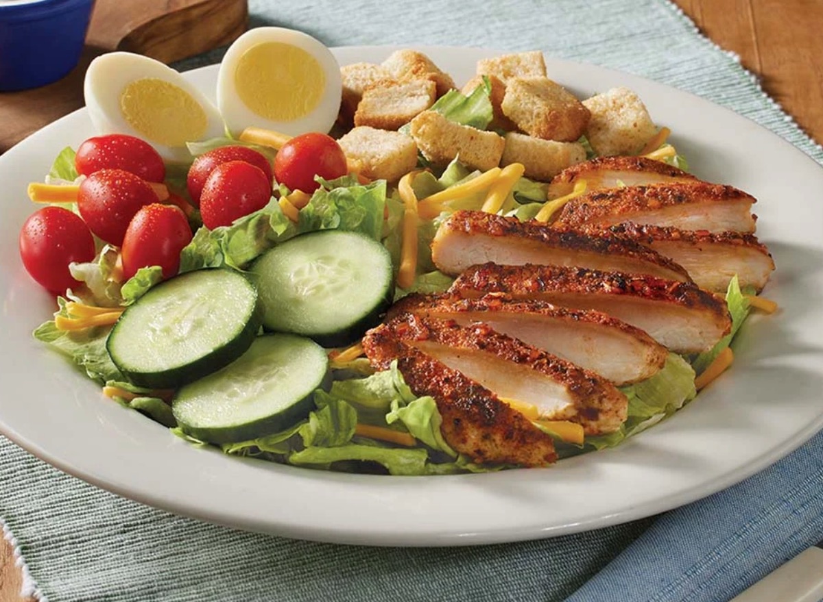 cracker barrel homestyle grilled chicken salad