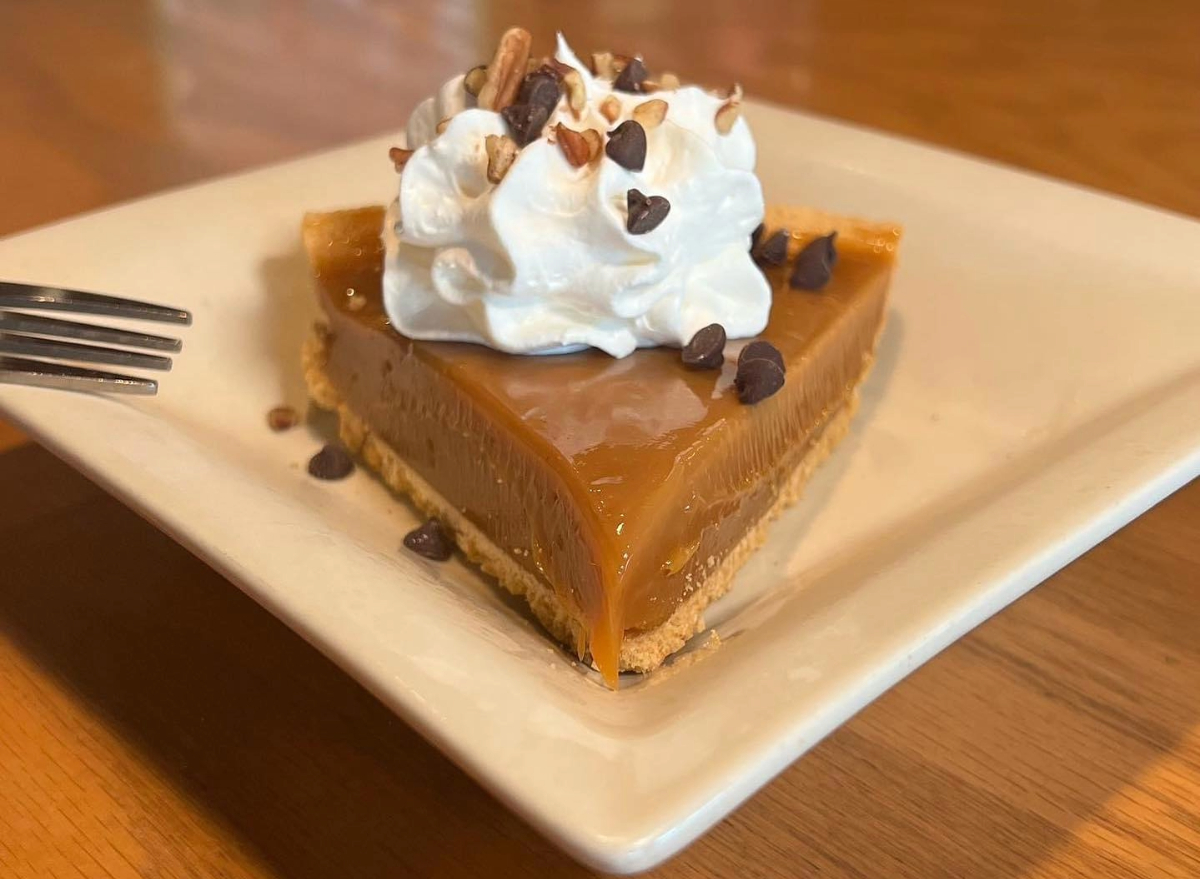 o'charley's ooey gooey caramel pie