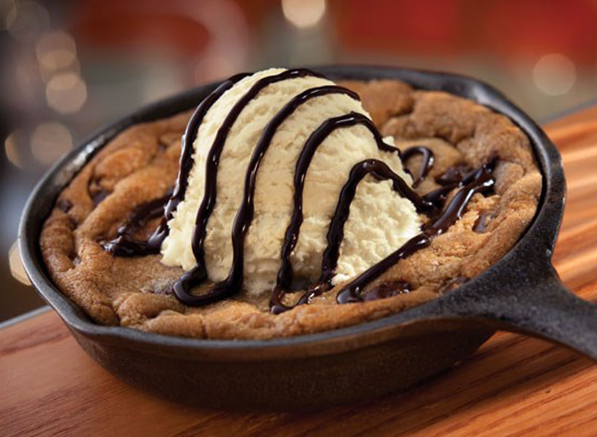 Skillet chocolate chip cookie