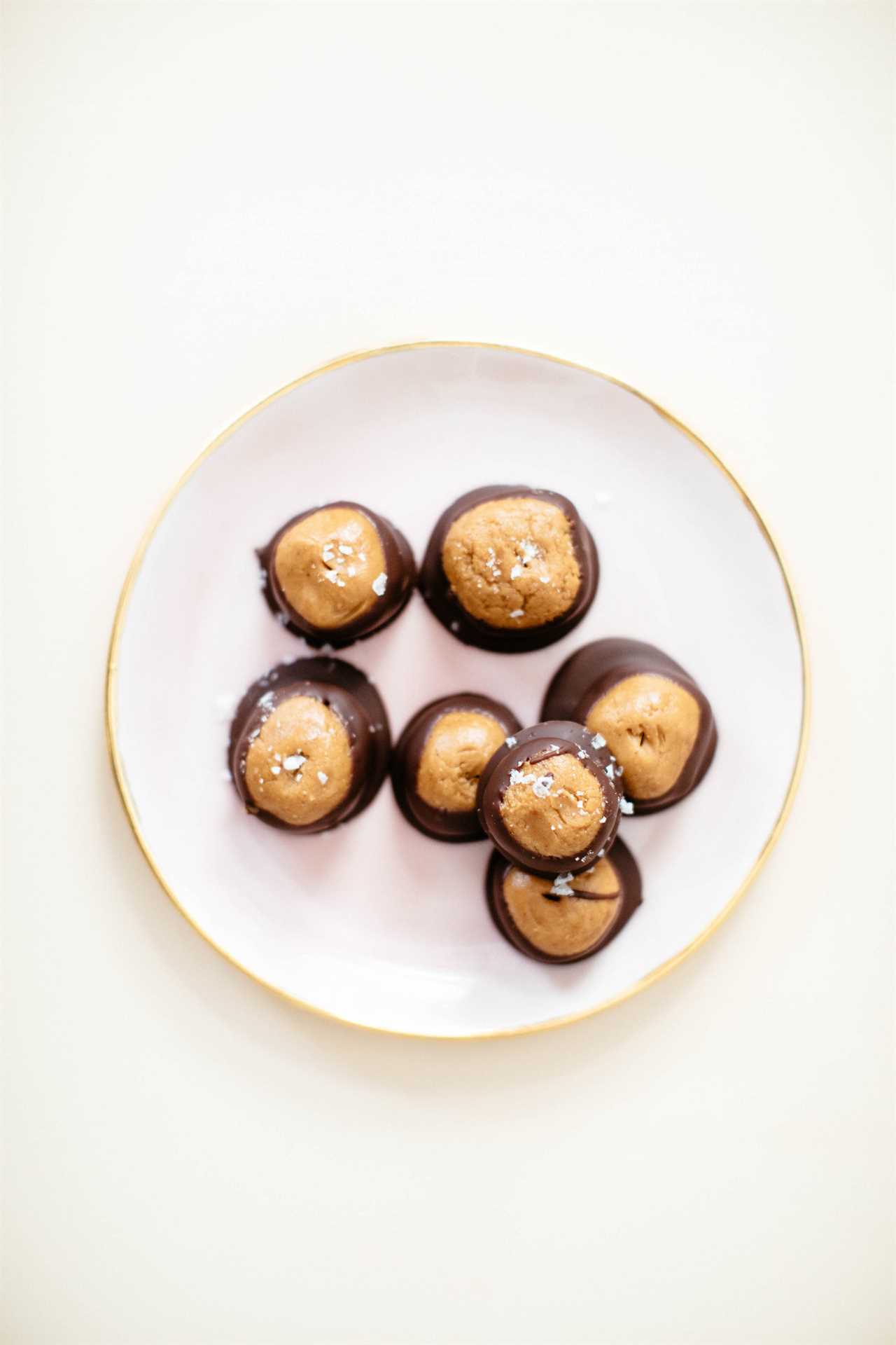 Healthy Peanut Butter Buckeyes | Nutrition Stripped