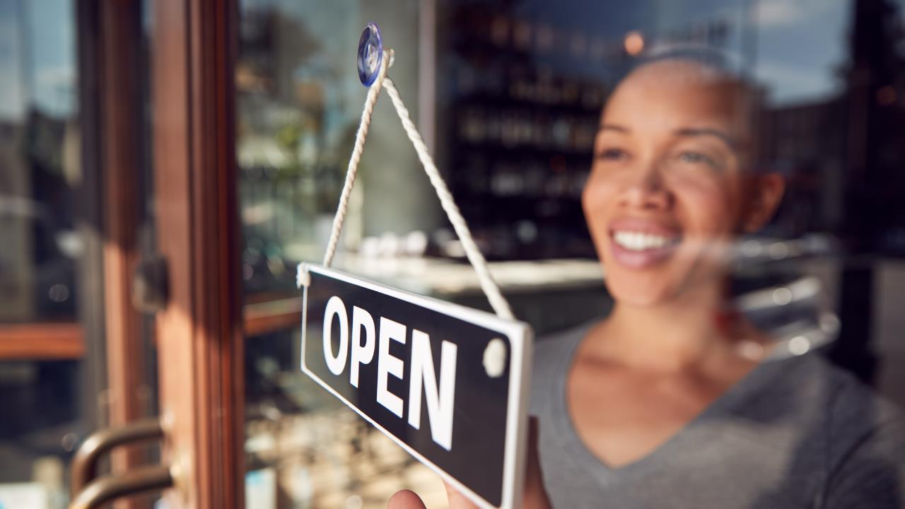 Smoothie Shop and Juice Bar Franchise