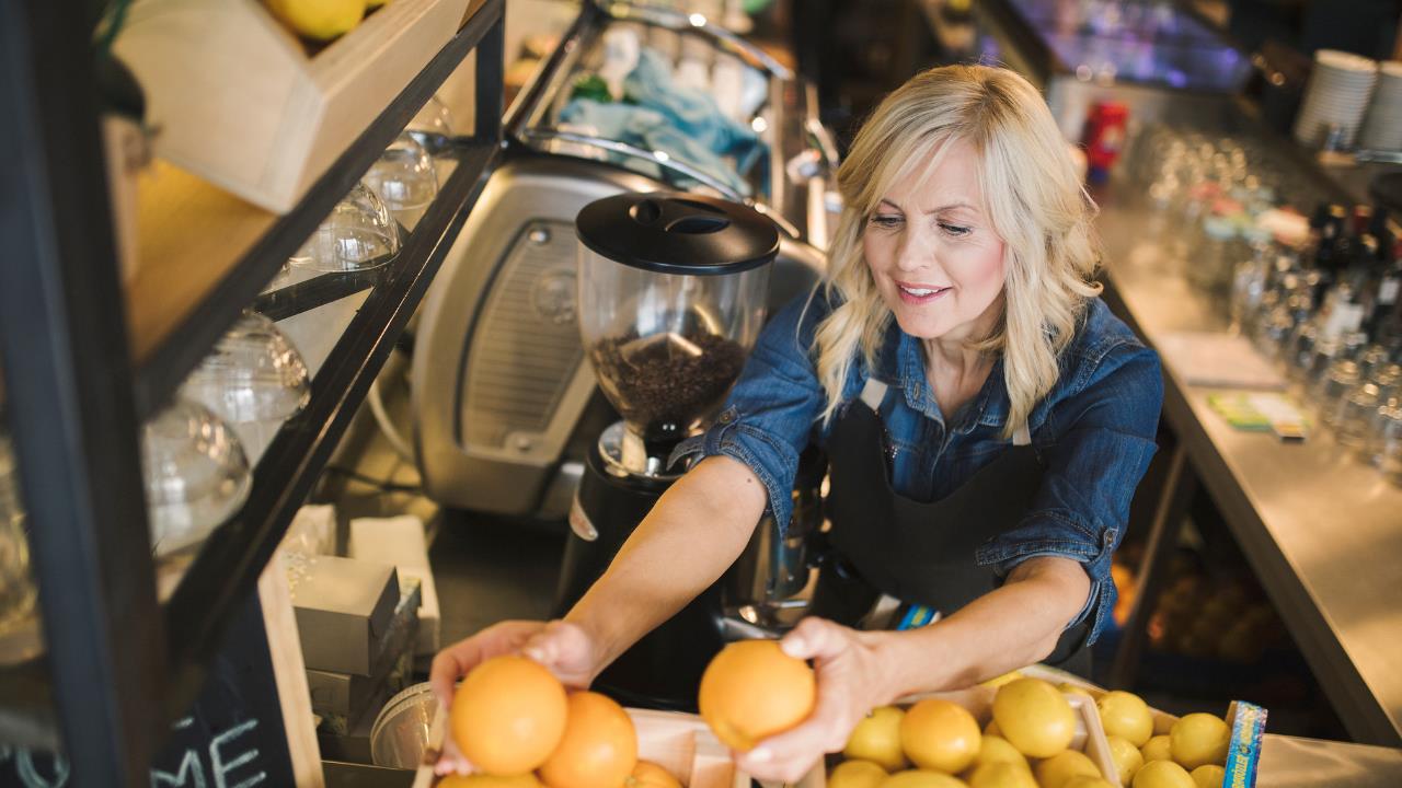 Smoothie Shop and Juice Bar Franchise