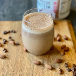 Iced Almond Mocha Smoothie