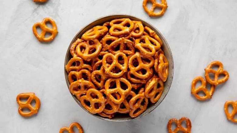 Decoding the Healthiness of Pretzels: A Dietitian's Perspective