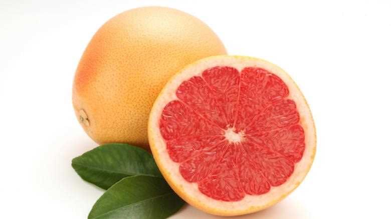 Top 11 Fruits to Amplify Your Weight Loss Journey