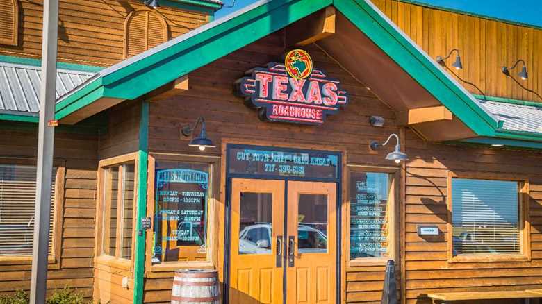Texas Roadhouse Crowned America's Most Iconic Restaurant Brand of 2024