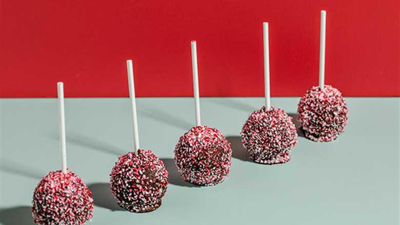 Indulge in Peppermint Mocha Cake Balls: Your New Favorite No-Bake Treat