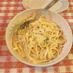 fettuccine Alfredo