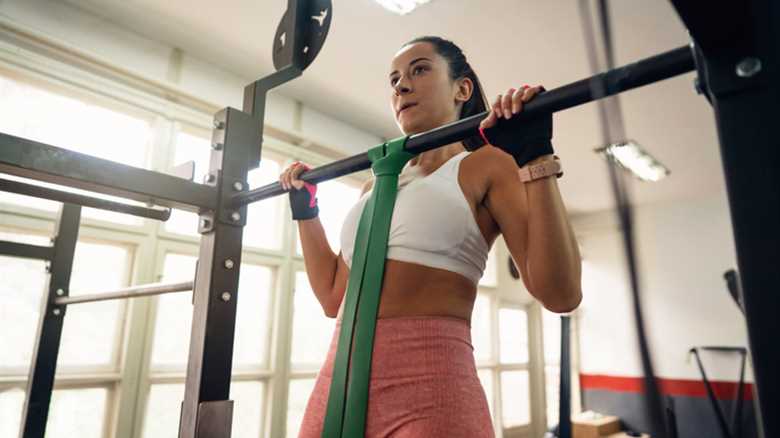 Mastering the Bar Muscle-Up: A Step-by-Step Guide to Elevating Your Gym Game