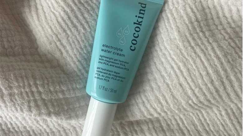 Unlocking the Secret to Hydrated Skin: My Review of the Cocokind Electrolyte Water Cream