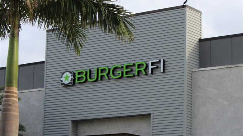 4 Burger Chains Facing Tough Times Ahead