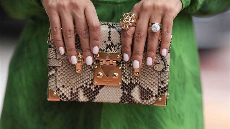 New Trend in Self-Expression: The Rise of White Nail Theory